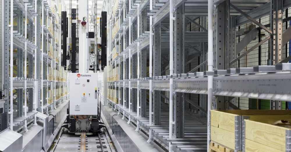 Fastems FMS system retrieves pallet